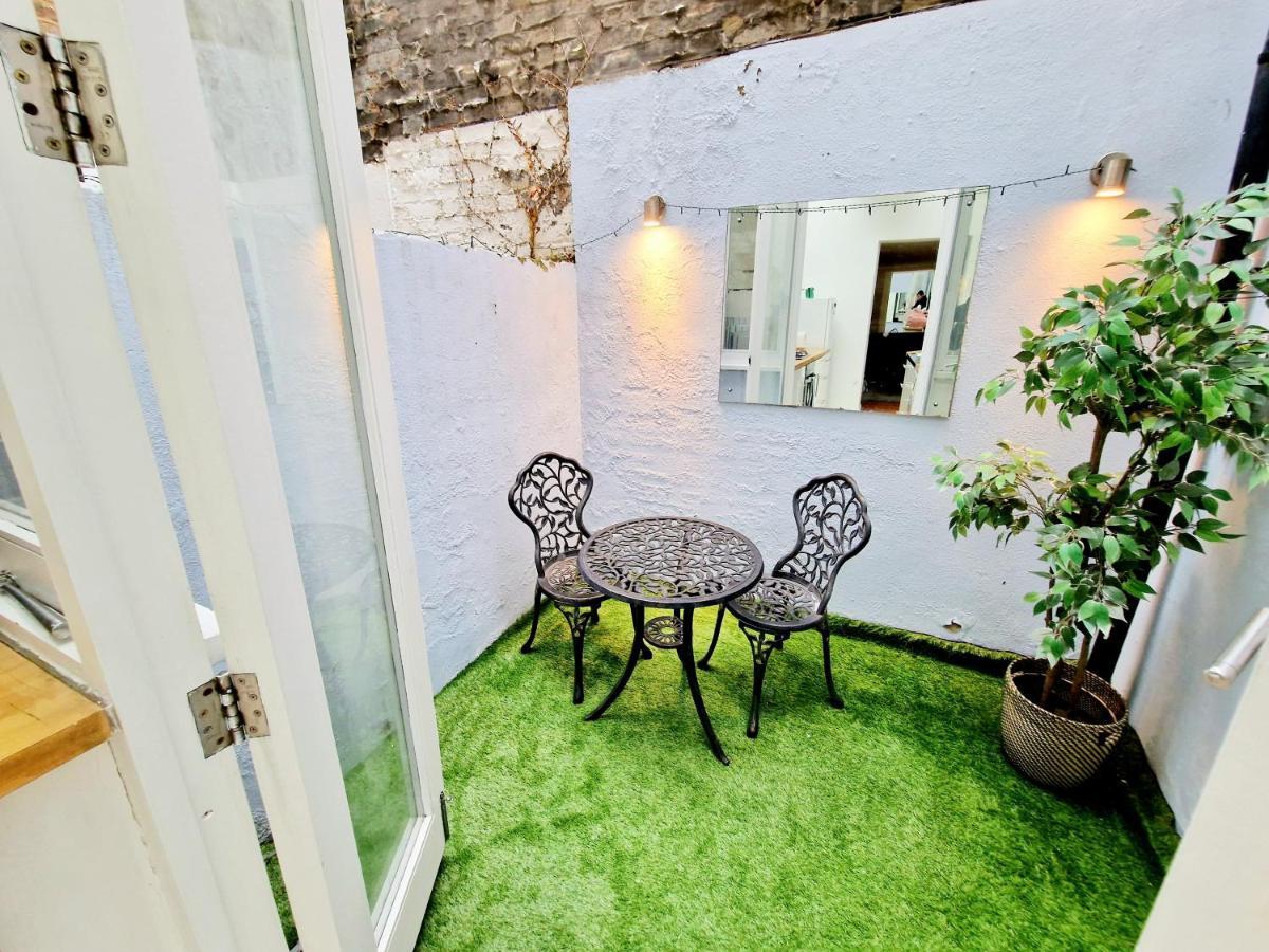 Beautiful Hyde Park Flat By Lancaster Gate Station With Private Back Patio Leilighet London Eksteriør bilde